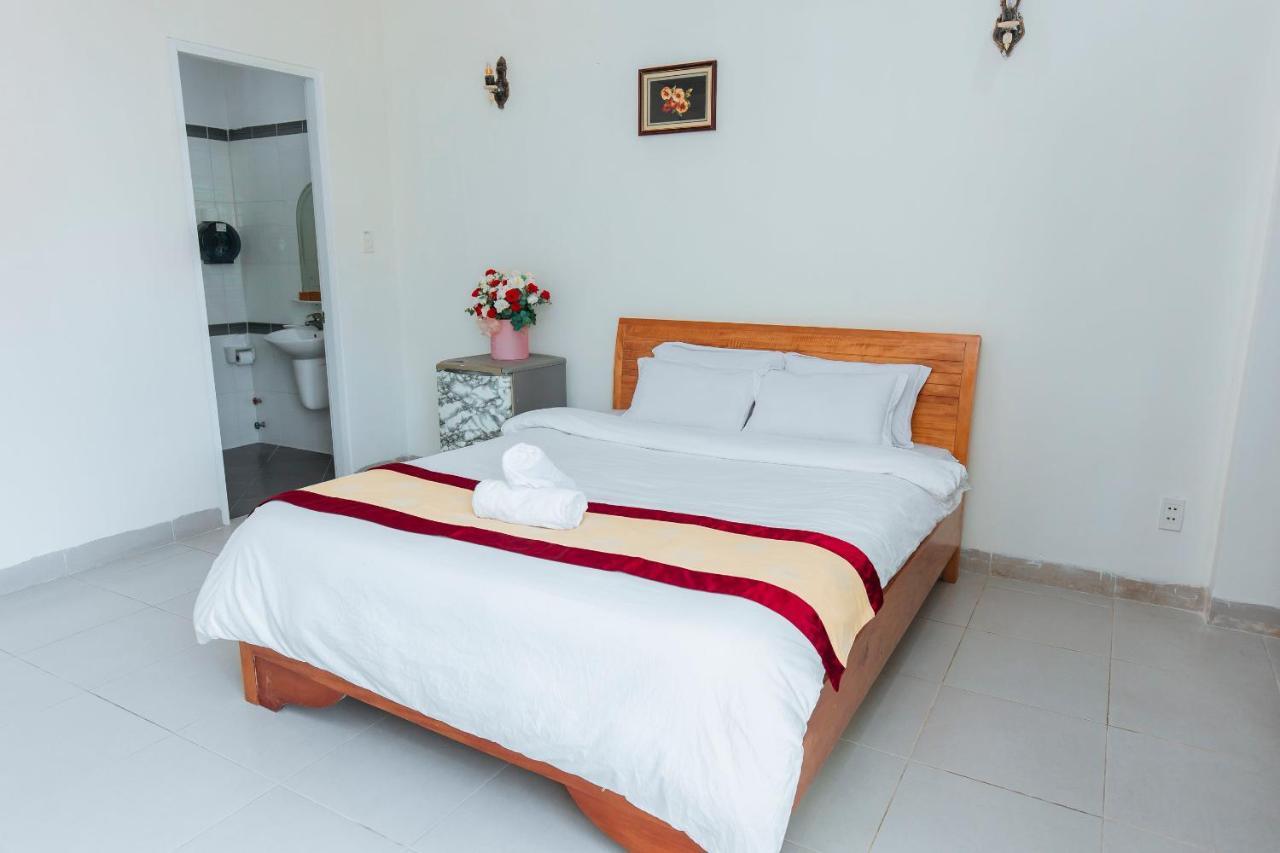 Phuoc Hai Hotel By The Moment Vung Tau Exteriör bild
